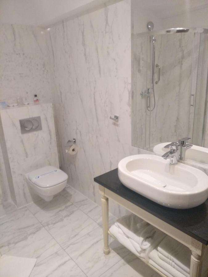 Hotel Prezydencki 4-Star Ряшів Екстер'єр фото