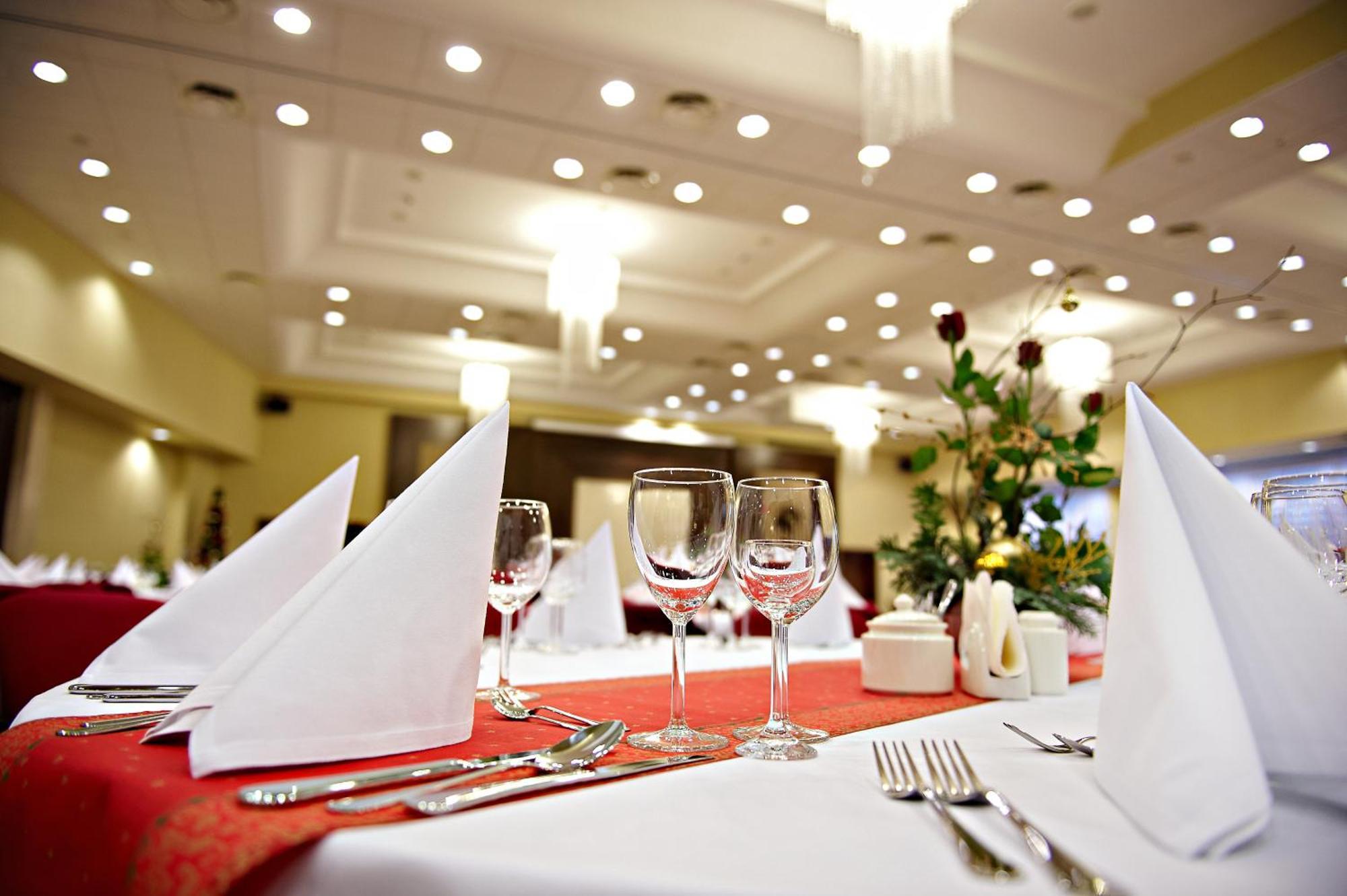 Hotel Prezydencki 4-Star Ряшів Екстер'єр фото