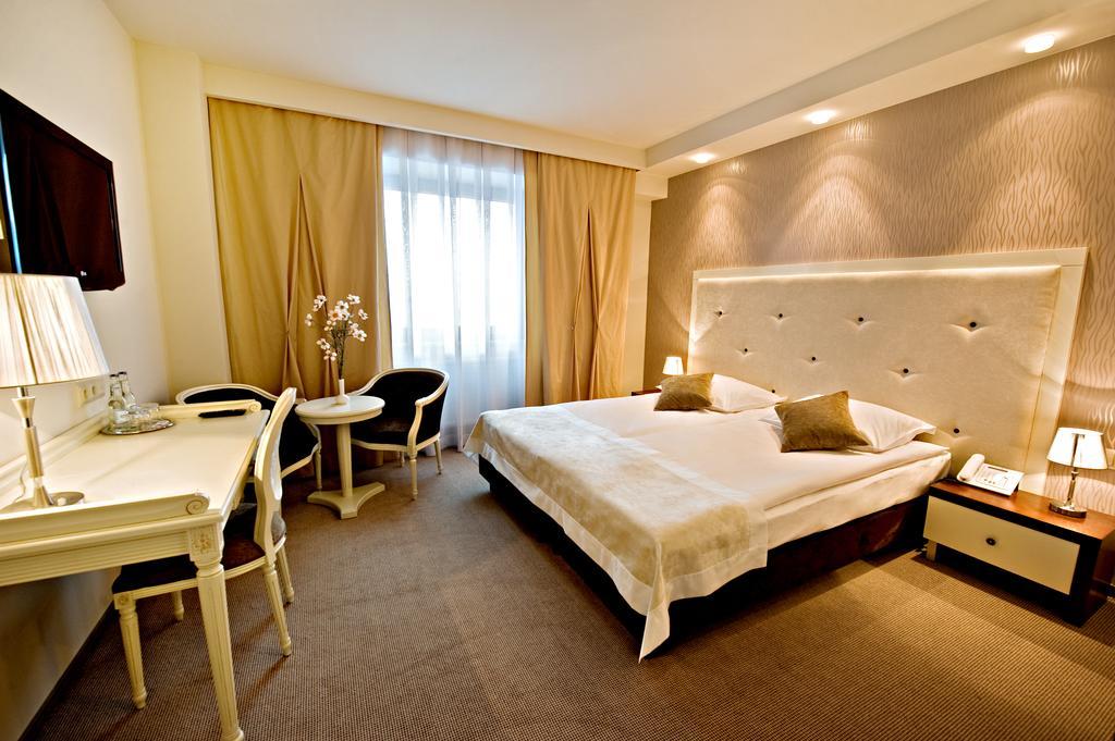 Hotel Prezydencki 4-Star Ряшів Номер фото